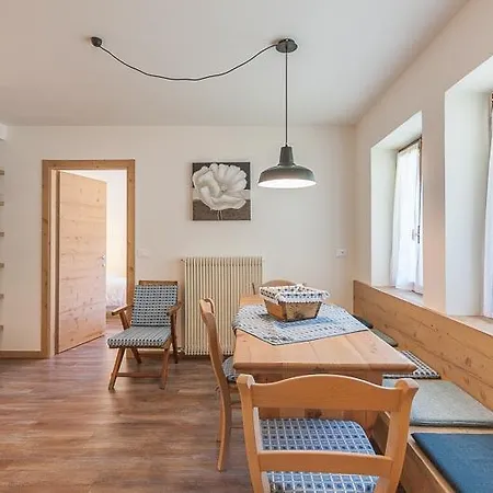 Apartman Casa Carfon *